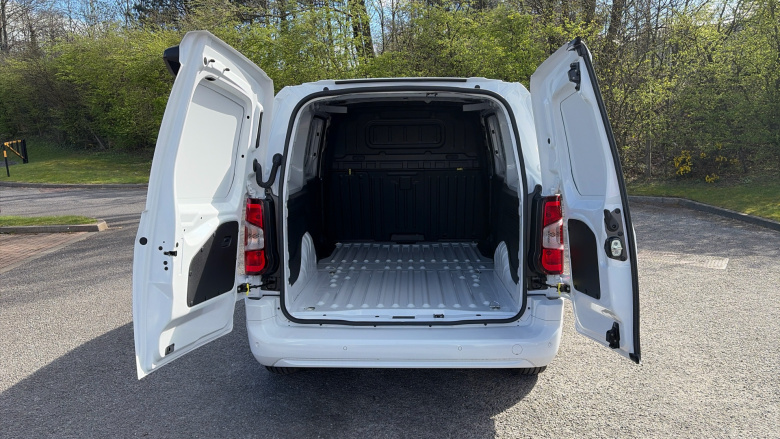 Vauxhall Combo Cargo Combo Xl Diesel 1.5 Turbo D 100ps Pro H1 Van